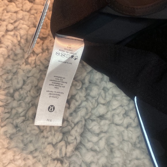 Lululemon 🍋 - Picture 10 of 11